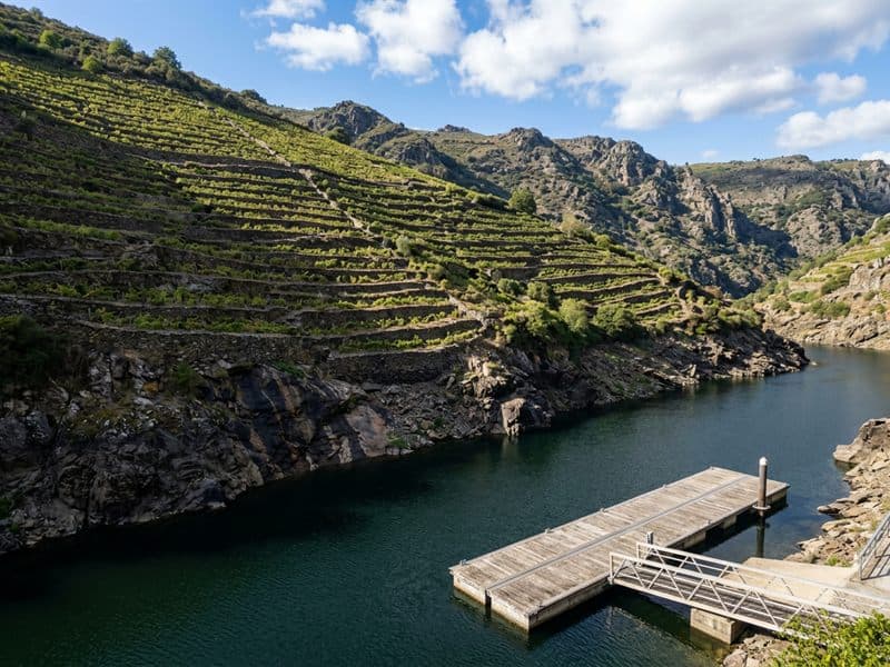Embarcadero de Ponte do Sil en Doade, Sober, en la Ribeira Sacra